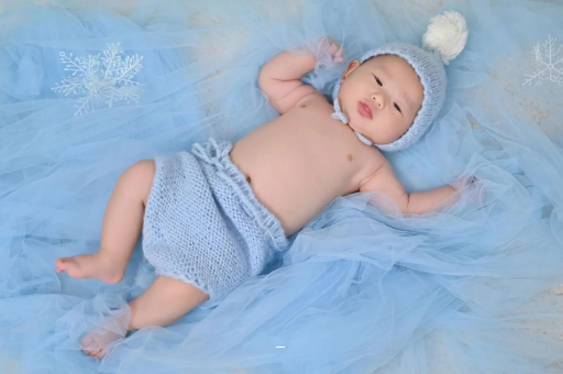 中卫摸孕妇肚子沾喜气